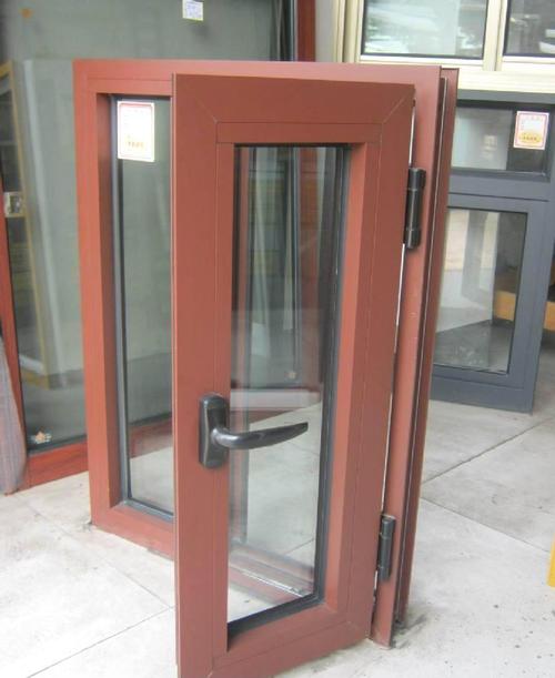 選擇鋁木復(fù)合門(mén)窗有講究 你知道多少?